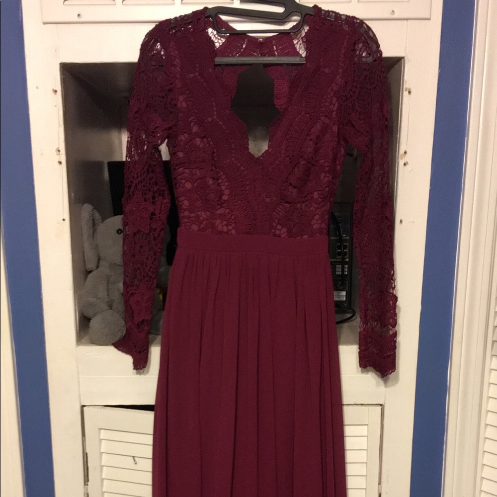 LuLu’s Maxi Dress. Size XS 2/4